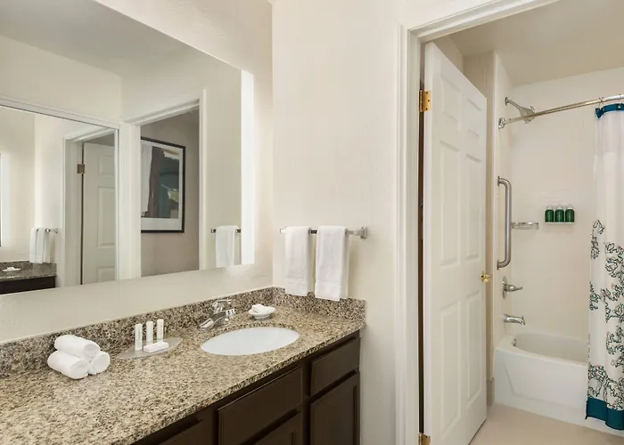 By Marriott Phoenix Fashion Center 3* Chandler
