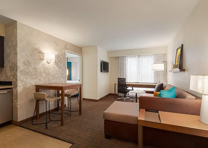 By Marriott Phoenix Fashion Center Chandler