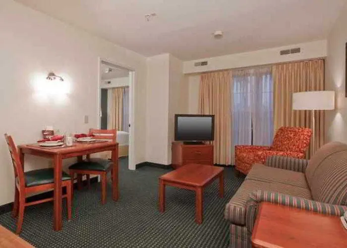 By Marriott Phoenix Fashion Center Hotel Chandler