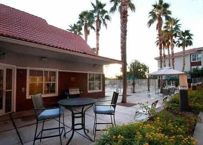 By Marriott Phoenix Fashion Center Hotel Chandler